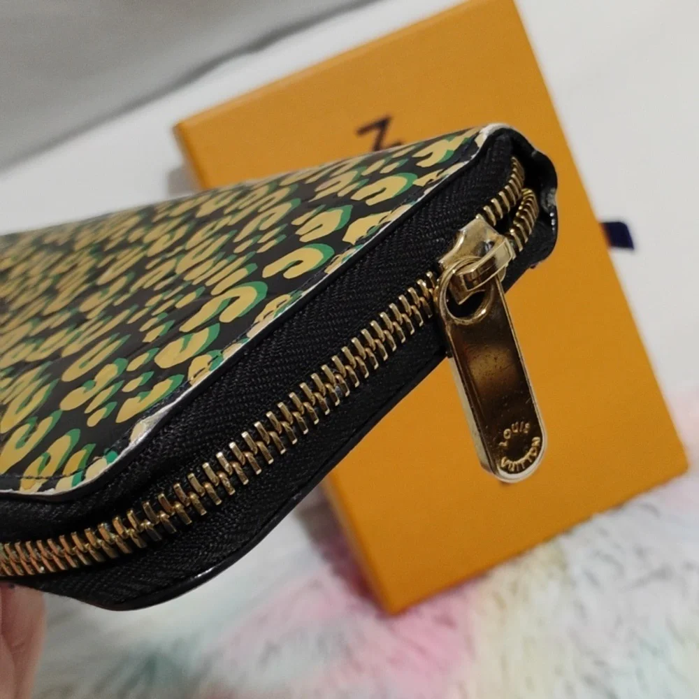 SALE! Authentic Louis Vuitton Vernis Leopard Zip Around Wallet CA0131 - Picture 4 of 16